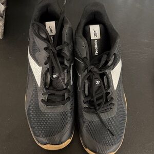 Men Sneaker Size 8.5